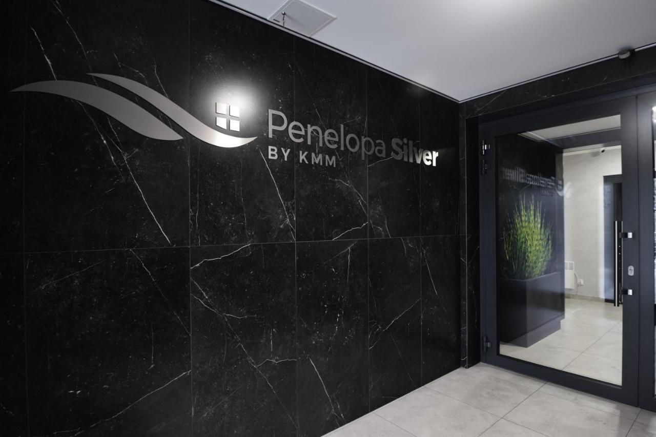 Apartment Penelopa Silver